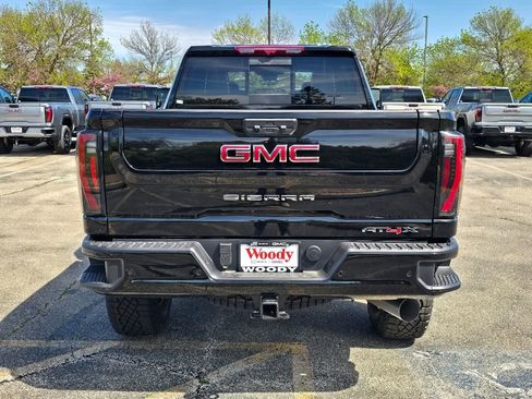 New 2026 GMC Sierra 2500 AT4X AWD/4WD image 8