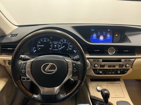 Used 2015 Lexus ES 350 w/ Premium Package image 19