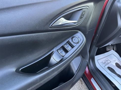 Used 2023 Buick Encore GX Preferred image 13