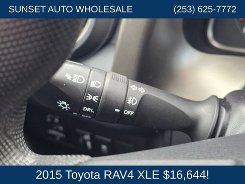 Used 2015 Toyota RAV4 XLE FWD image 29