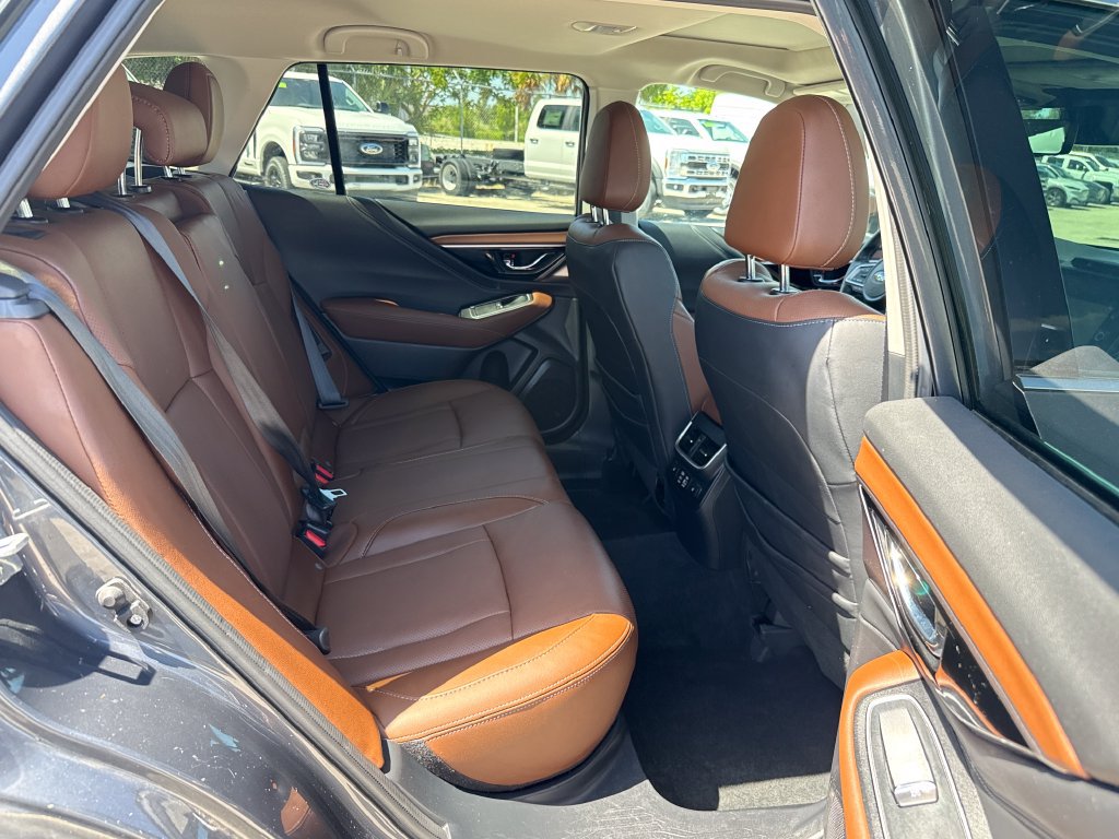 Used 2023 Subaru Outback Touring AWD/4WD image 27
