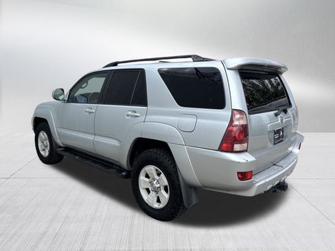 Used 2005 Toyota 4Runner Limited image 8