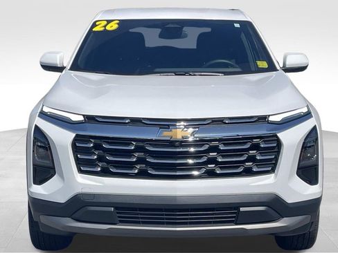New 2026 Chevrolet Equinox LT FWD image 9