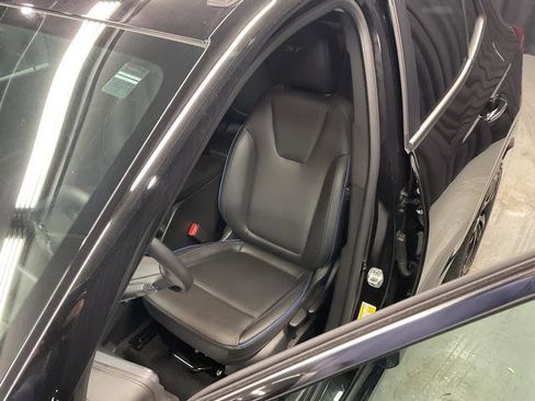 Used 2025 Buick Encore GX Sport Touring image 7