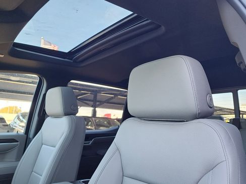 New 2026 GMC Sierra 1500 SLT w/ SLT Premium Plus Package image 18