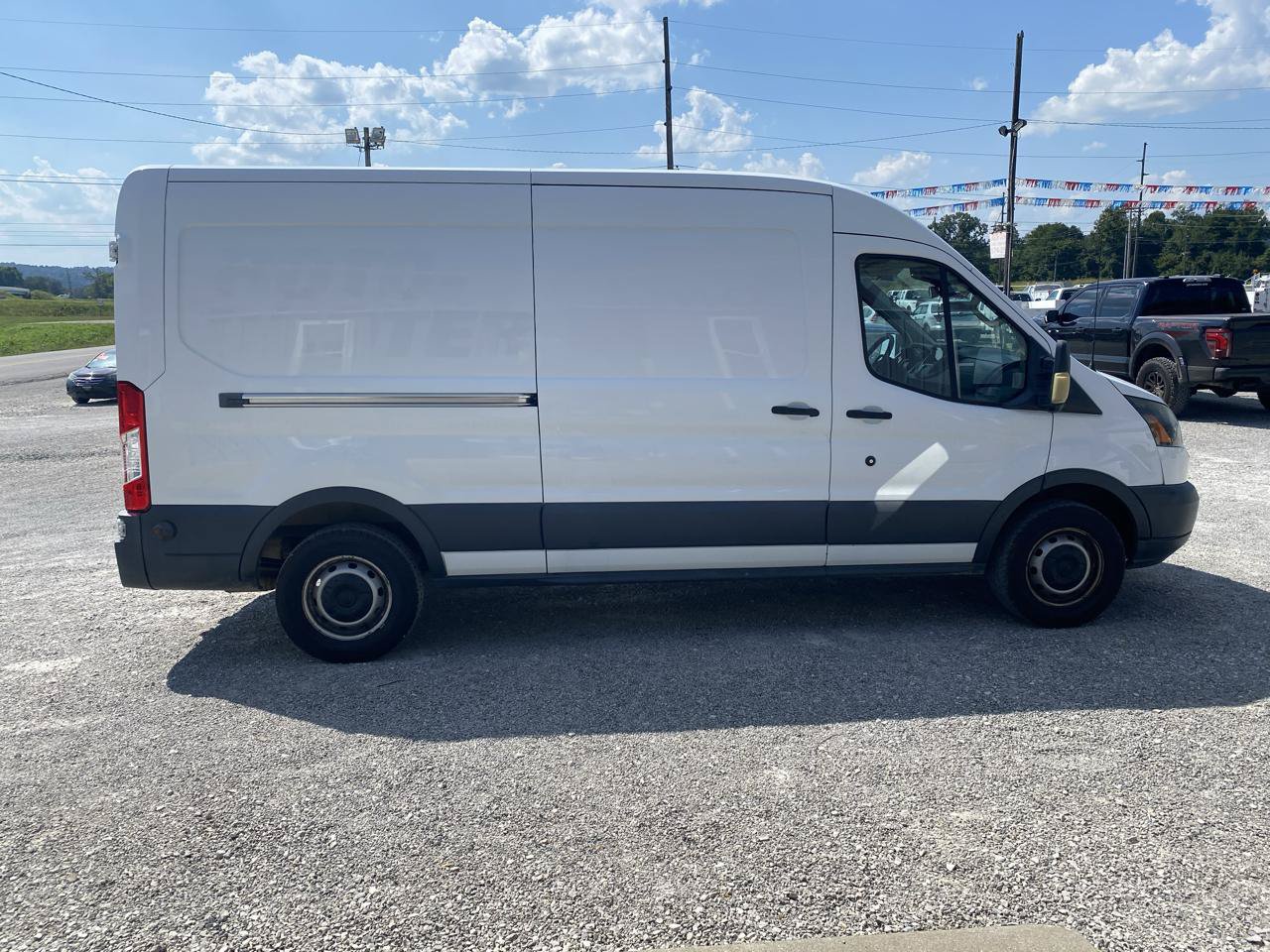 Used 2015 Ford Transit 250 148 Medium Roof RWD image 2