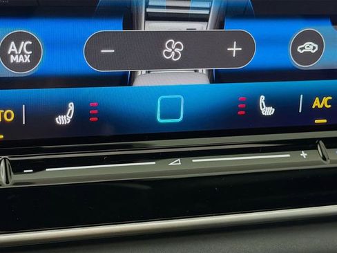 New 2026 Volkswagen Tiguan SE R-Line image 22