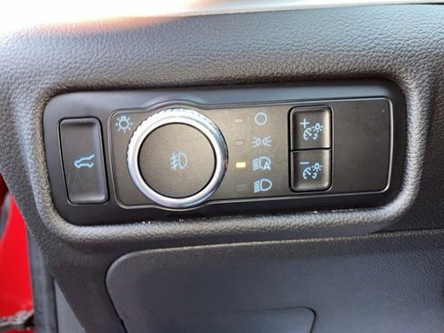 Certified 2023 Ford Explorer XLT w/ Equipment Group 202A image 19