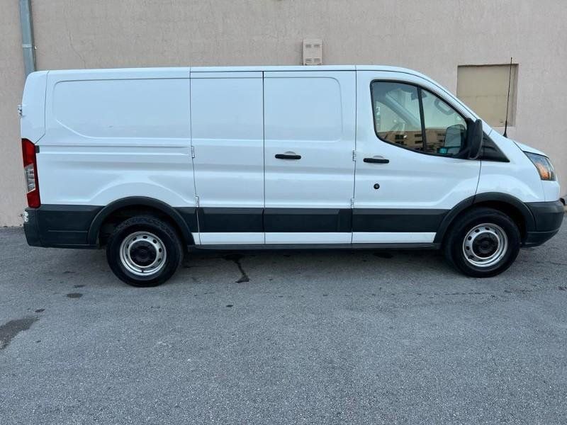 Used 2016 Ford Transit 150 130 Low Roof RWD image 19