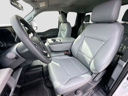 New 2026 Ford F550 4x4 Supercab Super Duty image 13