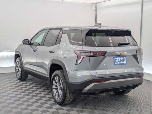 New 2026 Chevrolet Equinox LT image 4