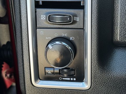 Used 2024 RAM 1500 Classic Warlock image 24