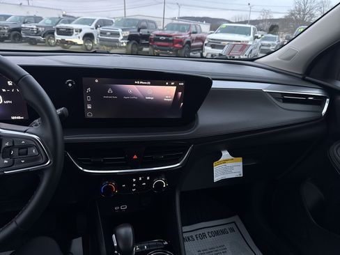 Used 2024 Buick Encore GX Preferred image 6