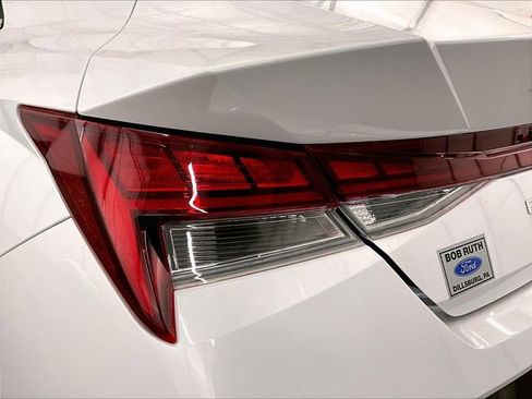 Used 2024 Hyundai Elantra SEL w/ Convenience Package FWD image 28