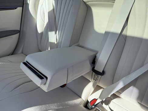 Certified 2023 Mercedes-Benz EQS 580 4MATIC Sedan image 32