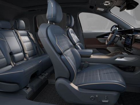 New 2026 Lincoln Nautilus Black Label w/ Jet Appearance Package image 6