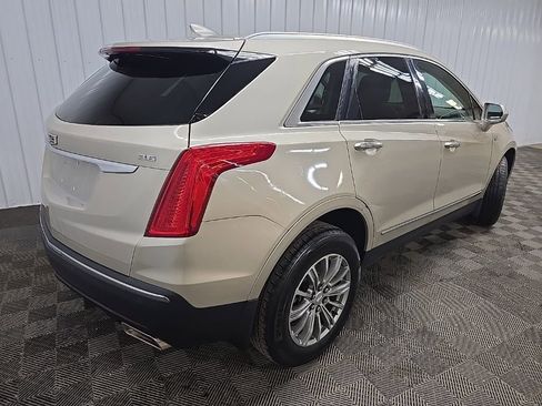 Used 2017 Cadillac XT5 Luxury w/ Driver Awareness Package image 10