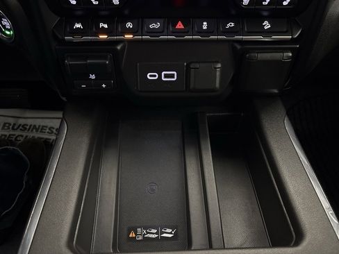 Used 2020 GMC Sierra 1500 AT4 w/ AT4 Premium Package image 32