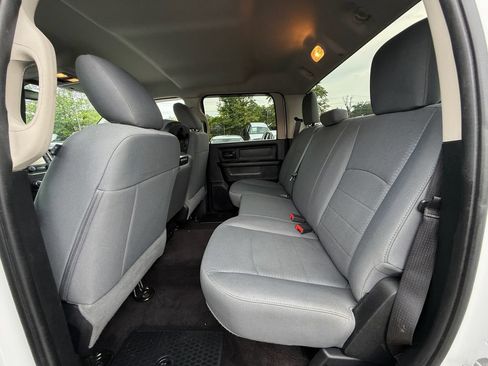 Used 2017 RAM 2500 Tradesman w/ Chrome Appearance Group AWD/4WD image 22