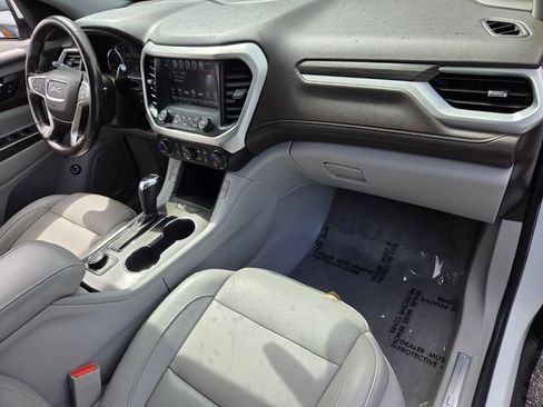 Used 2019 GMC Acadia SLT FWD image 18