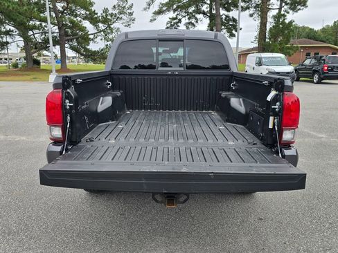 Used 2023 Toyota Tacoma SR image 11