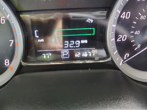 Used 2013 Nissan Sentra SV image 8