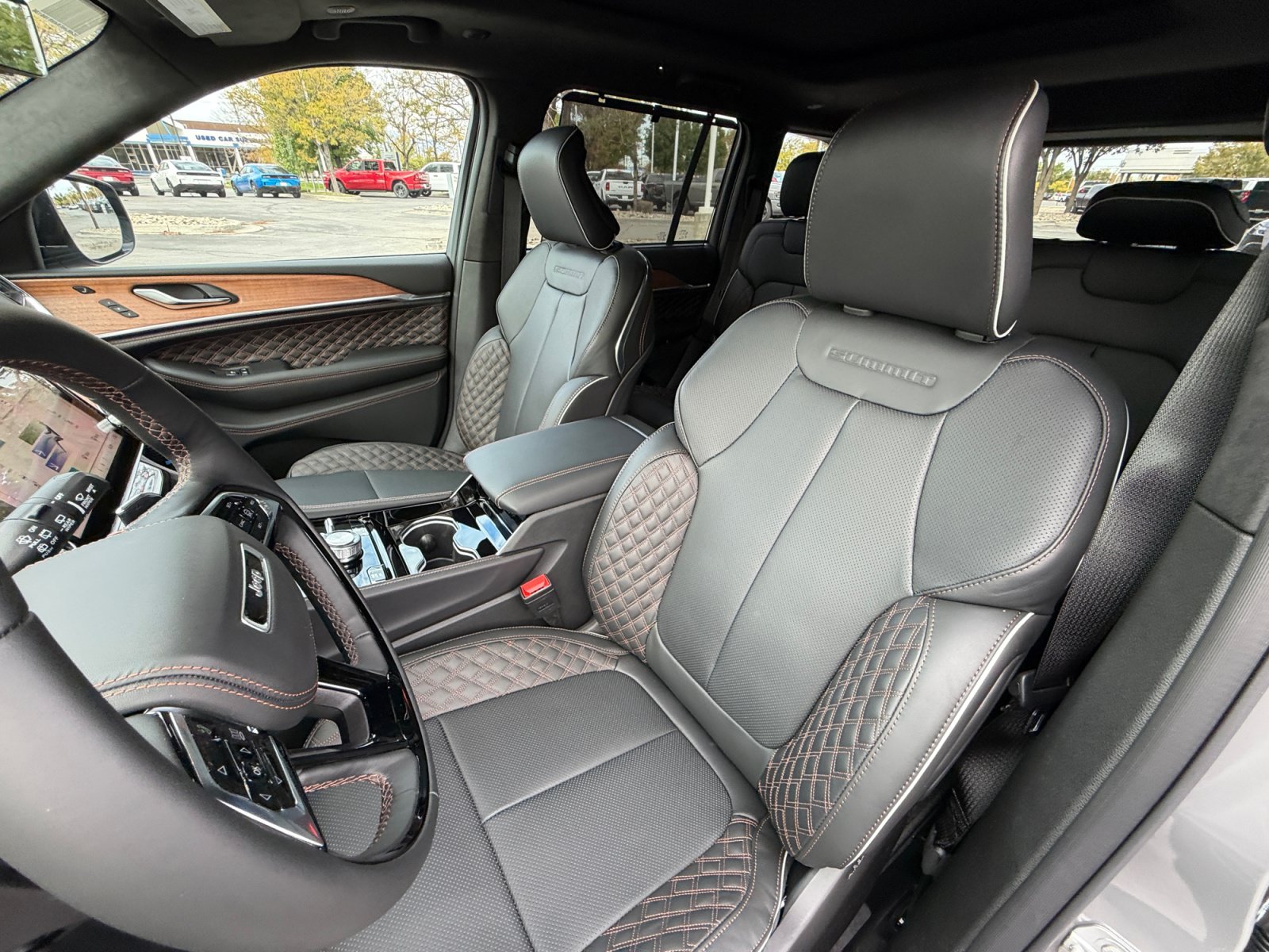 New 2027 Jeep Grand Cherokee Summit AWD/4WD image 12