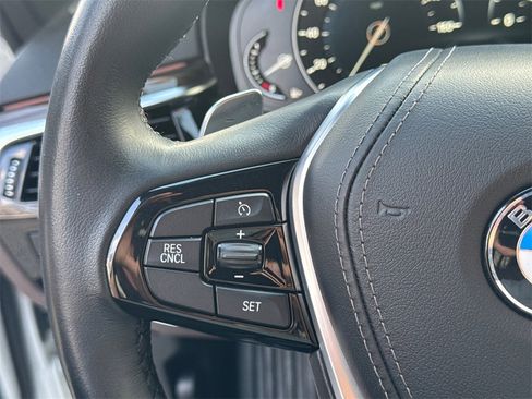 Used 2018 BMW 540i image 25