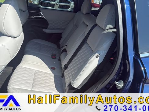 Used 2022 Mitsubishi Outlander SEL AWD/4WD image 17