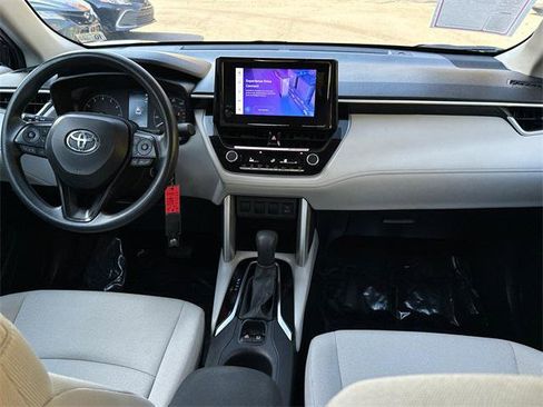 Certified 2024 Toyota Corolla Cross L image 13