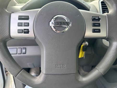 Used 2017 Nissan Frontier S image 11
