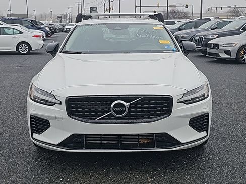 Used 2022 Volvo S60 T8 R-Design Expression w/ Premium Package image 16
