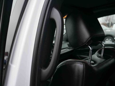 Used 2023 Dodge Durango R/T w/ Blacktop Package image 16