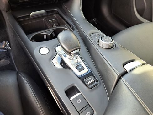 Used 2020 INFINITI QX50 Luxe w/ Navigation Package image 16