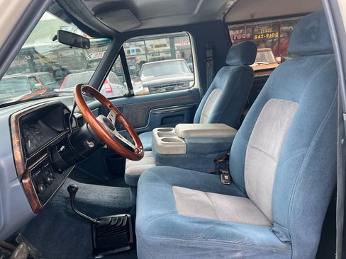 Used 1990 Ford Bronco 2dr Wagon image 6