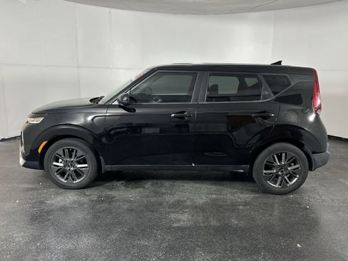Used 2020 Kia Soul EX image 8