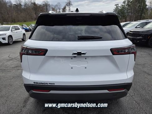 New 2026 Chevrolet Equinox LT w/ Convenience Package II AWD/4WD image 6