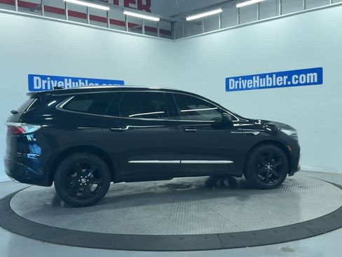 Used 2023 Buick Enclave Essence w/ Experience Buick Package AWD/4WD image 3