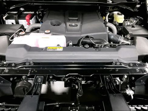 New 2026 Toyota Tundra Platinum AWD/4WD image 16