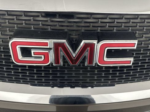 Used 2010 GMC Acadia SLT AWD/4WD image 31