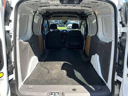 Used 2020 Ford Transit Connect XL FWD image 22