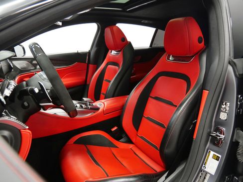 Used 2019 Mercedes-Benz AMG GT 63 image 24