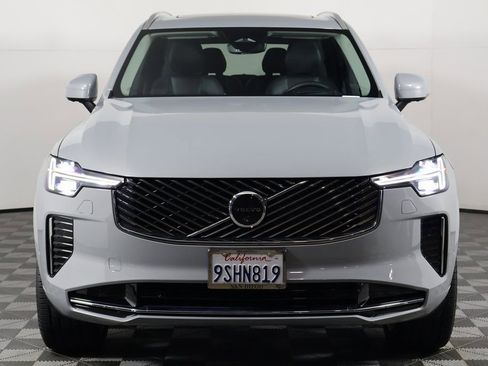 Used 2025 Volvo XC90 B6 Ultra image 2