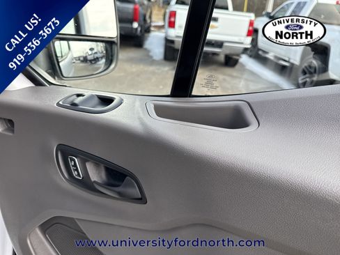 Used 2025 Ford Transit 350 XLT image 32