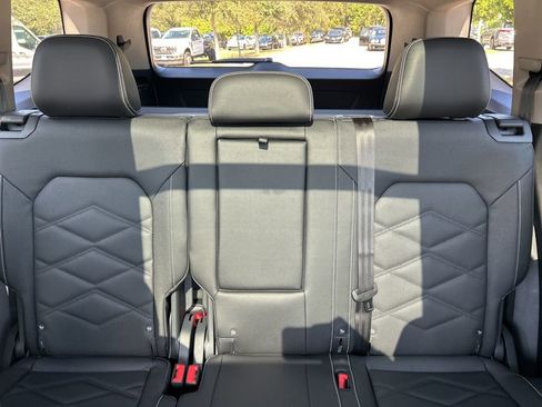 New 2026 Volkswagen Atlas SE image 14