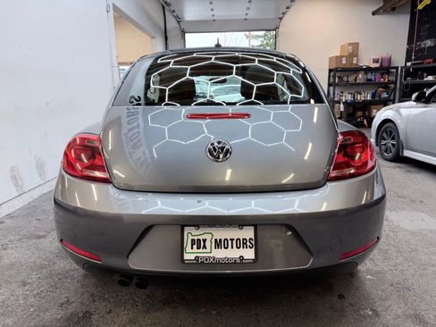 Used 2012 Volkswagen Beetle 2.5 image 7