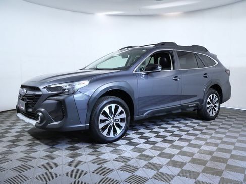 Used 2023 Subaru Outback Limited AWD/4WD image 2