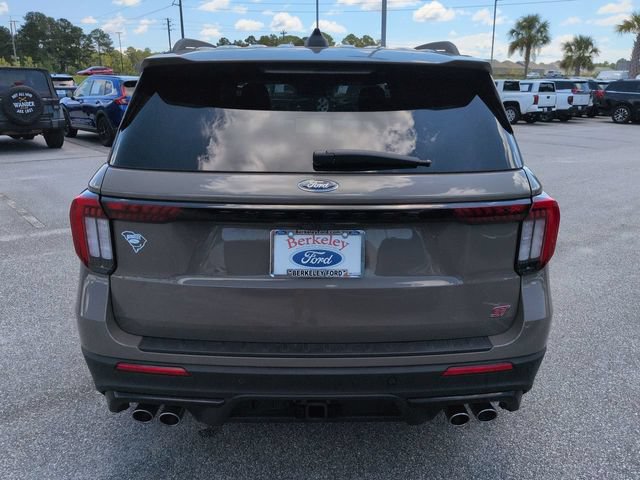 Used 2026 Ford Explorer ST RWD image 5