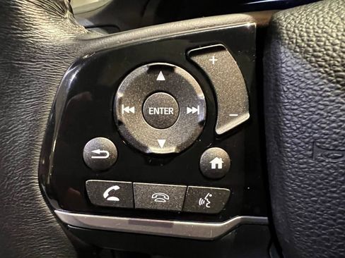 Used 2022 Honda Pilot Touring image 24