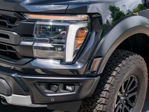 Used 2025 Ford F150 Raptor AWD/4WD image 23